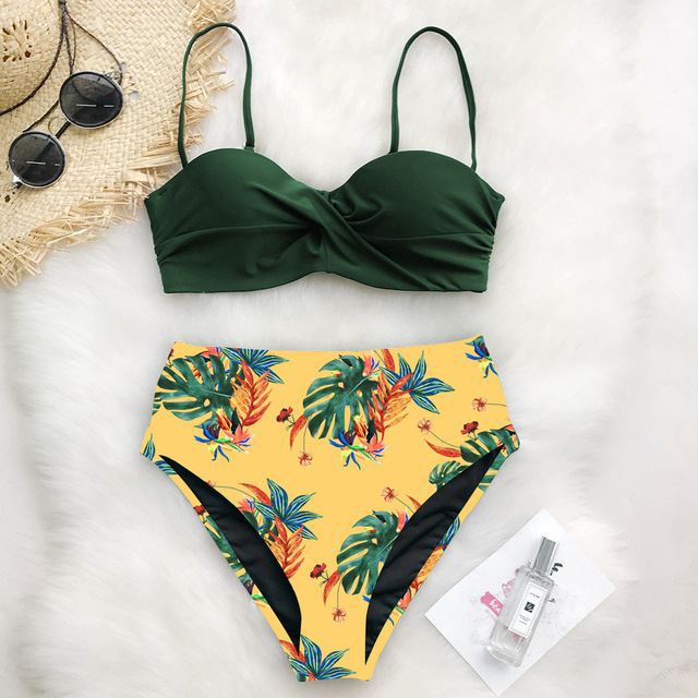 Women's Two-piece Floral Print Swimsuit - ChoreGirl