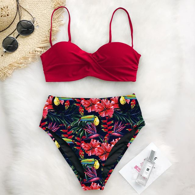 Women's Two-piece Floral Print Swimsuit - ChoreGirl