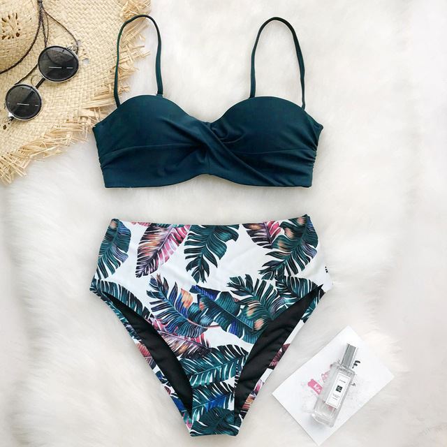 Women's Two-piece Floral Print Swimsuit - ChoreGirl