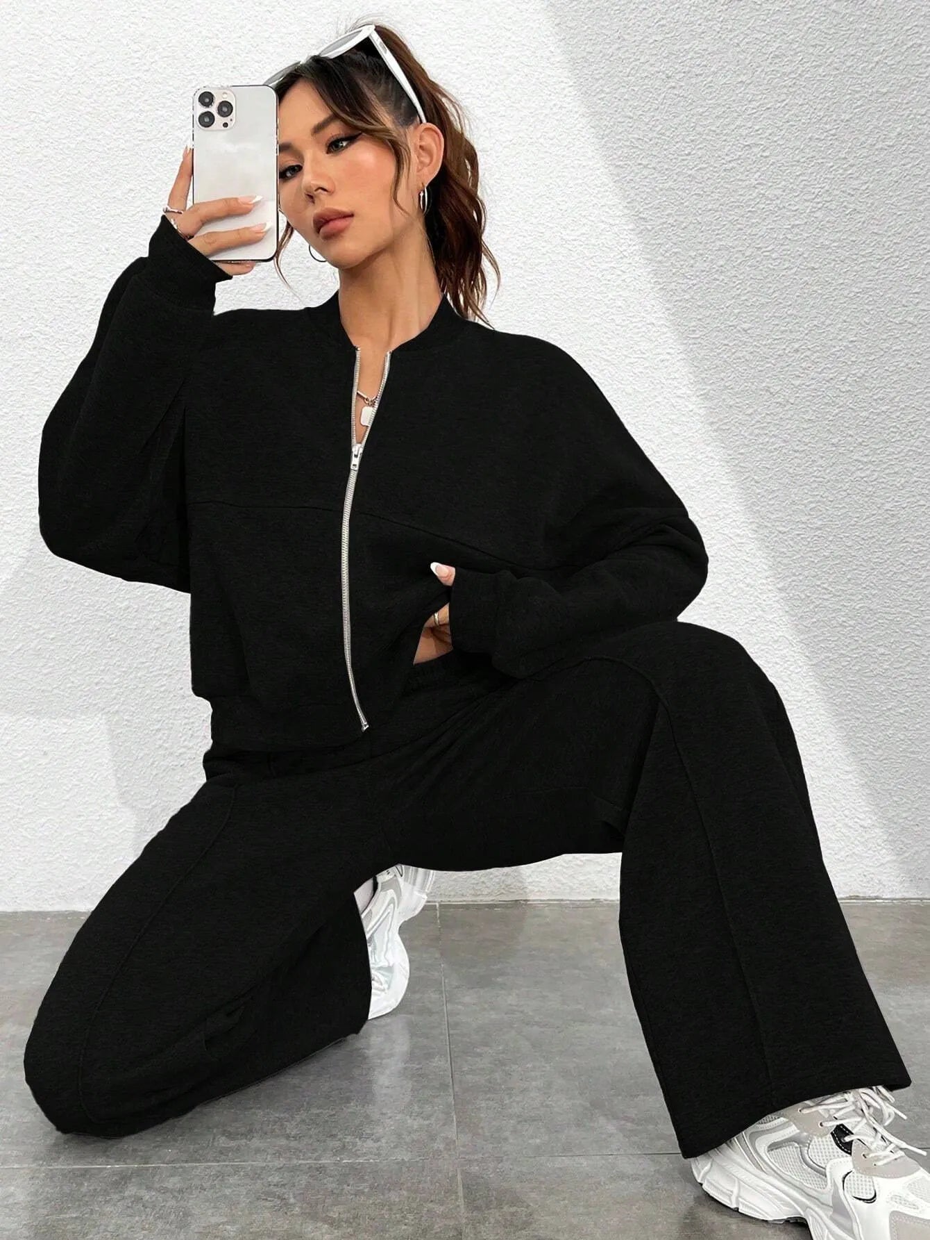 Women's Zip-up Slim Fit Elastic Two-piece Outfit Set - ChoreGirl