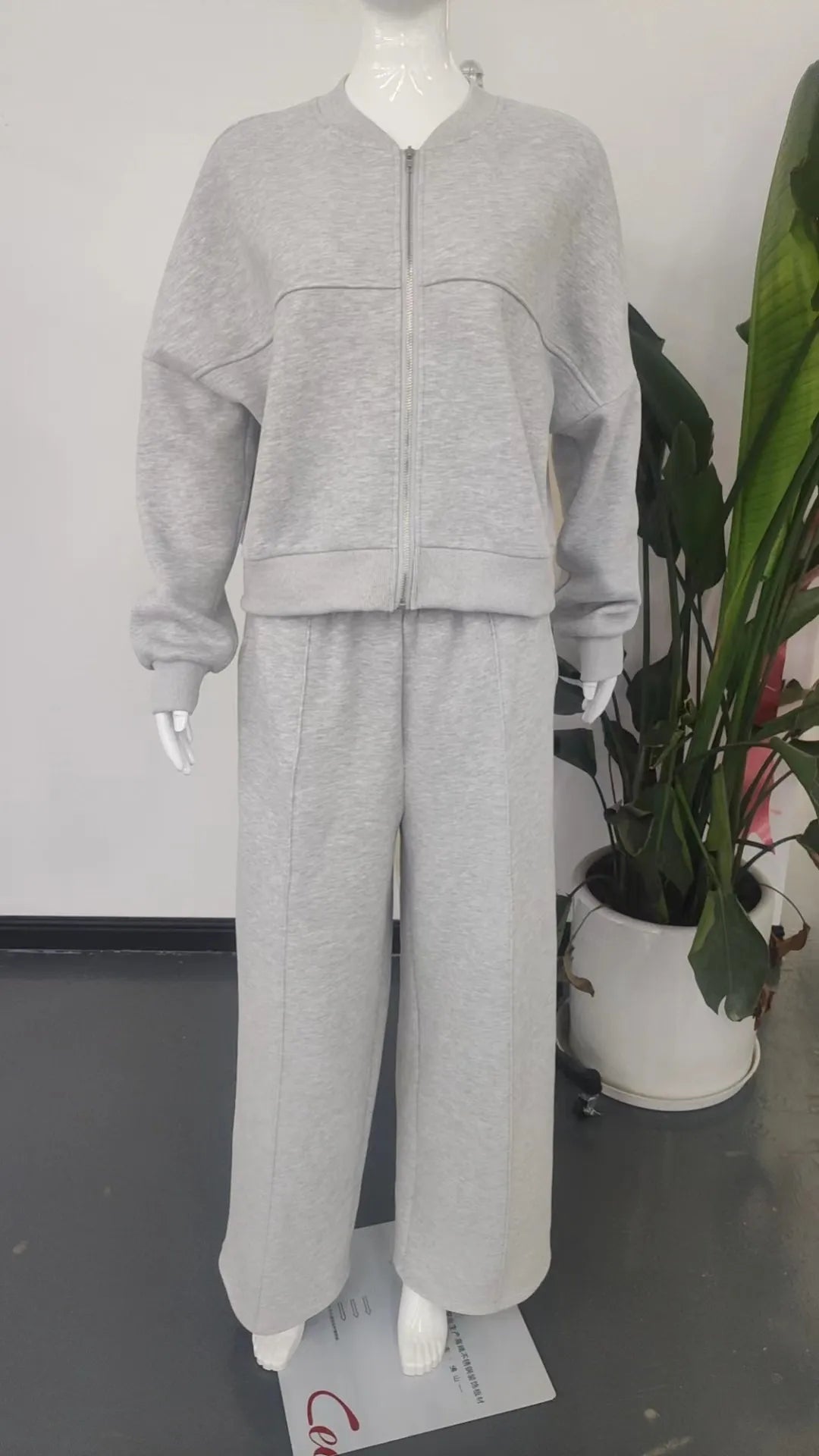 Women's Zip-up Slim Fit Elastic Two-piece Outfit Set - ChoreGirl