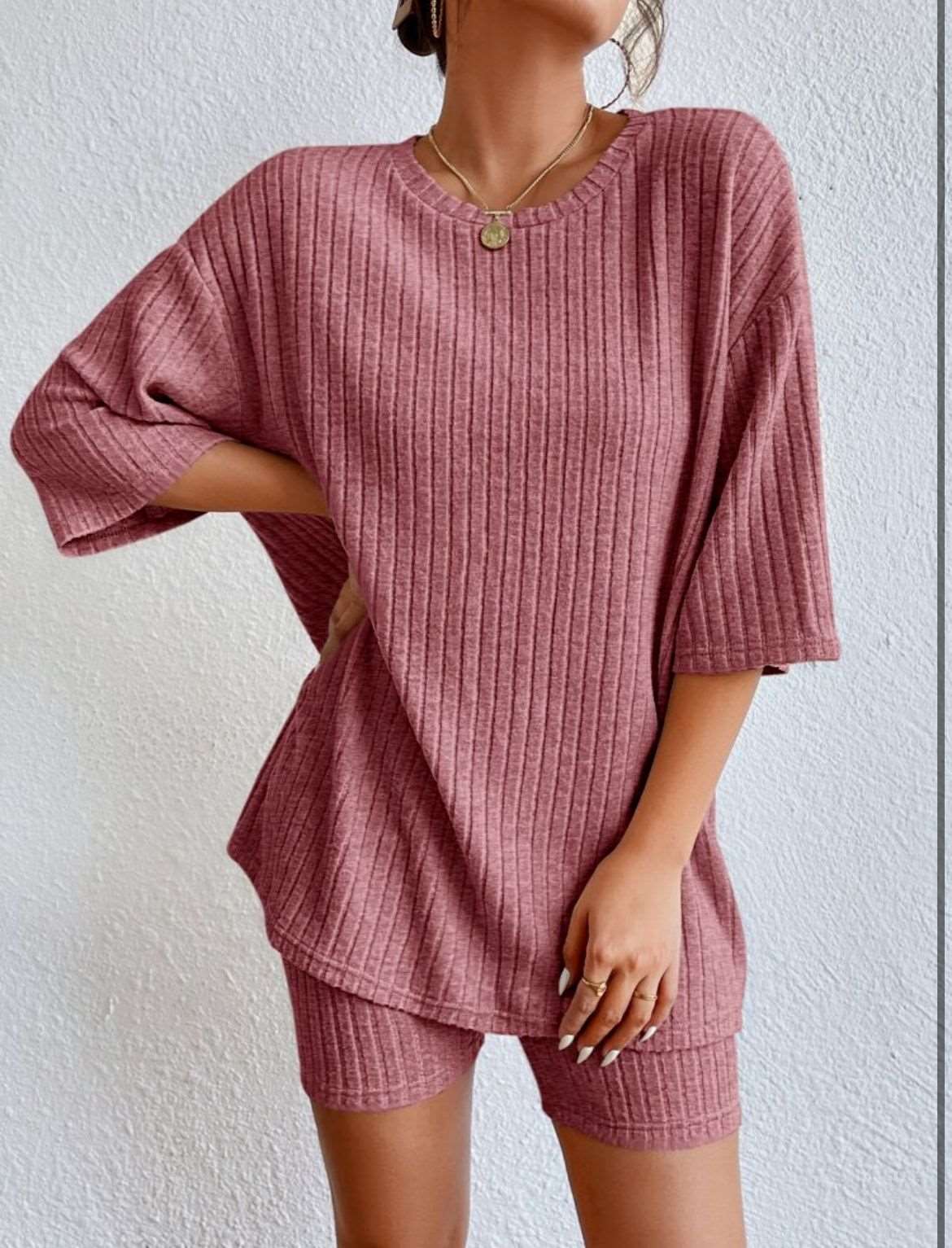 Women's Casual Short Sleeved Solid Color Two-Piece Outfit Set - ChoreGirl