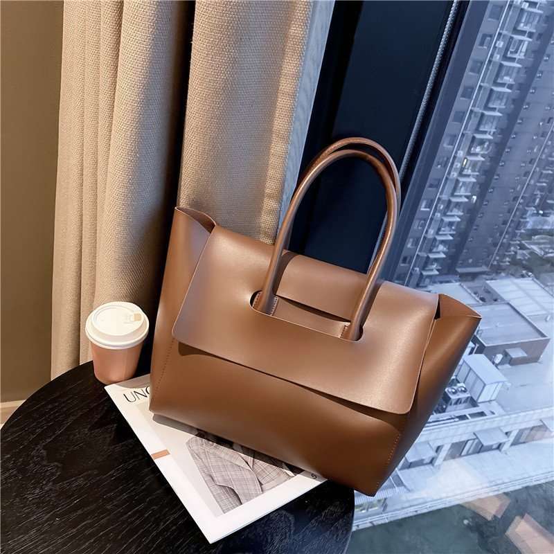 Women's Large Capacity Retro Old Money Style Tote Shoulder Bag - ChoreGirl