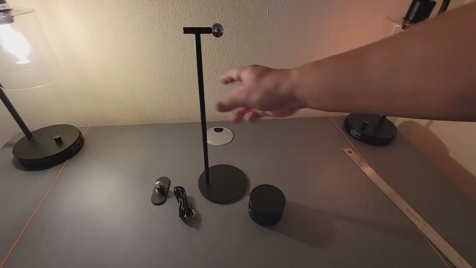 Cordless Magnetic 360 Rotate LED USB Rechargeable Lamp