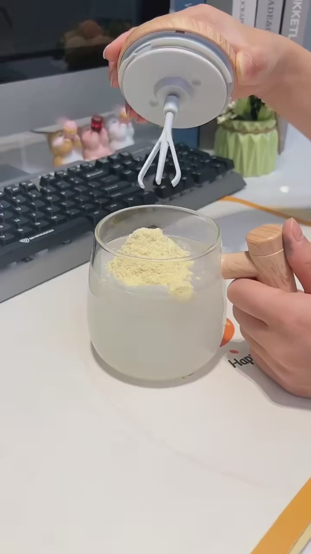 Electric 400ML Self Stirring Glass Mug