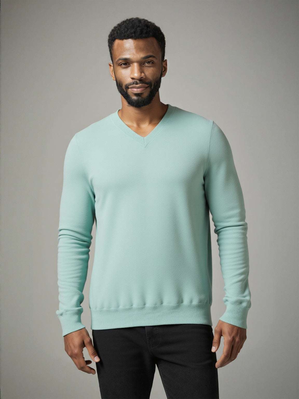 Men's V-neck Knit Wool Sweater