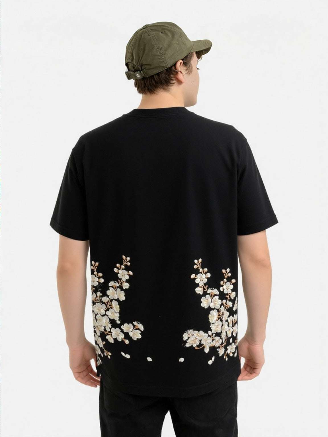 Men's Trendy Embroidery Flowers T-Shirt - ChoreGirl