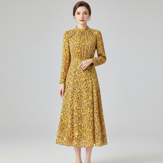 Gelbes Chiffonkleid mit Blumenmuster - Midikleid mit Schlitz am Saum