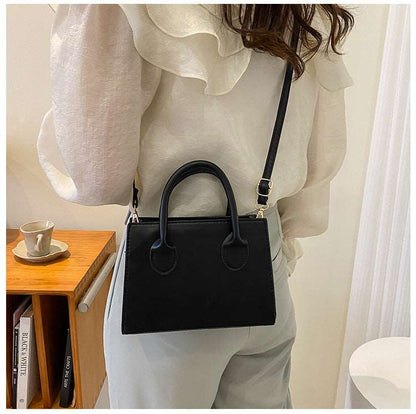 Women's Crossbody Retro Portable Small Square Bag - ChoreGirl