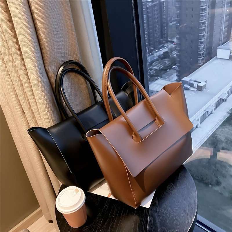 Women's Large Capacity Retro Old Money Style Tote Shoulder Bag - ChoreGirl