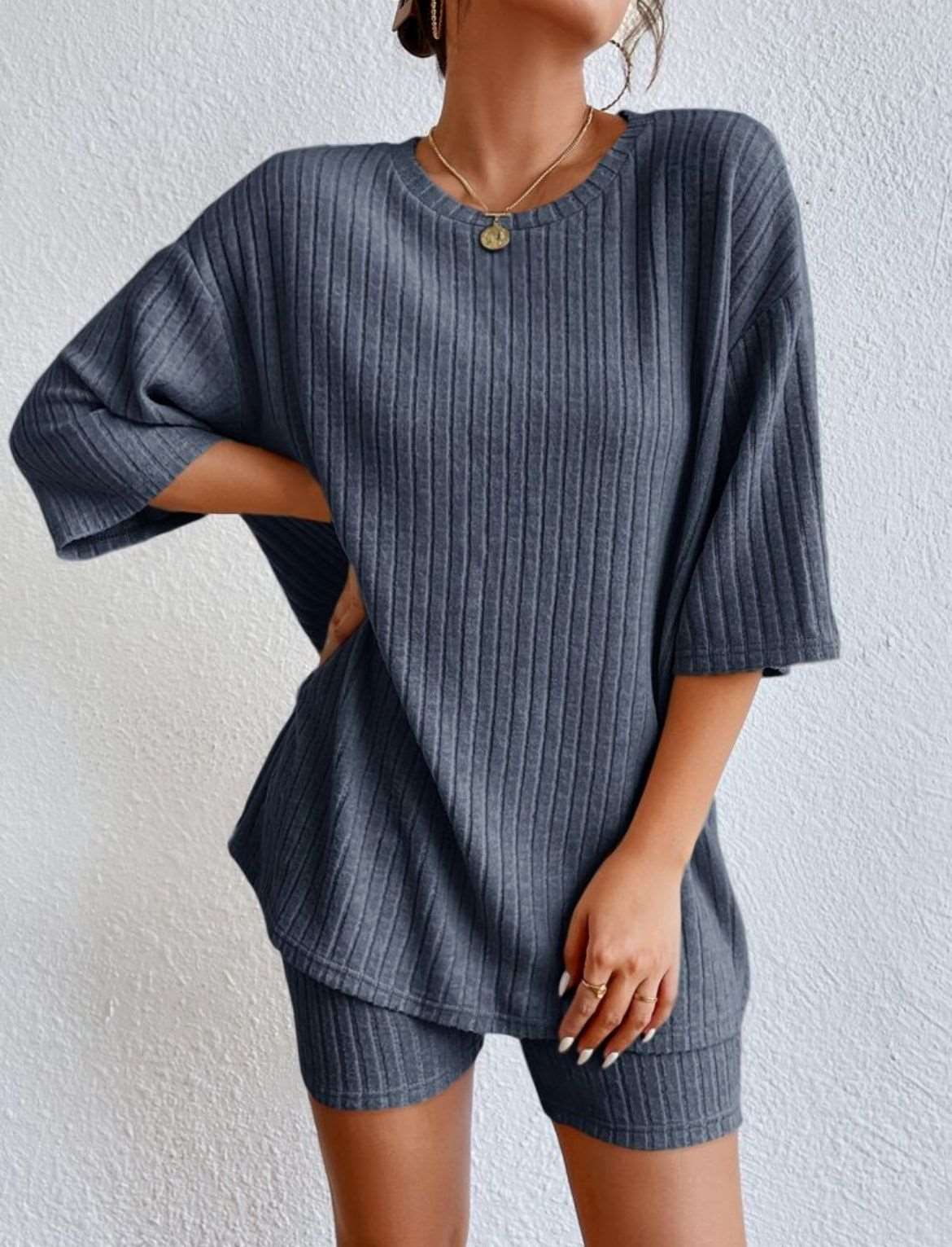Women's Casual Short Sleeved Solid Color Two-Piece Outfit Set - ChoreGirl