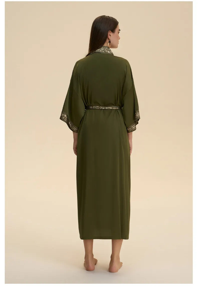 Elegant Solid Color Lace-Trimmed Robe - Women's Satin