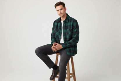 Men's Checkered Flannel Shirt - Double Pocket Button-Up