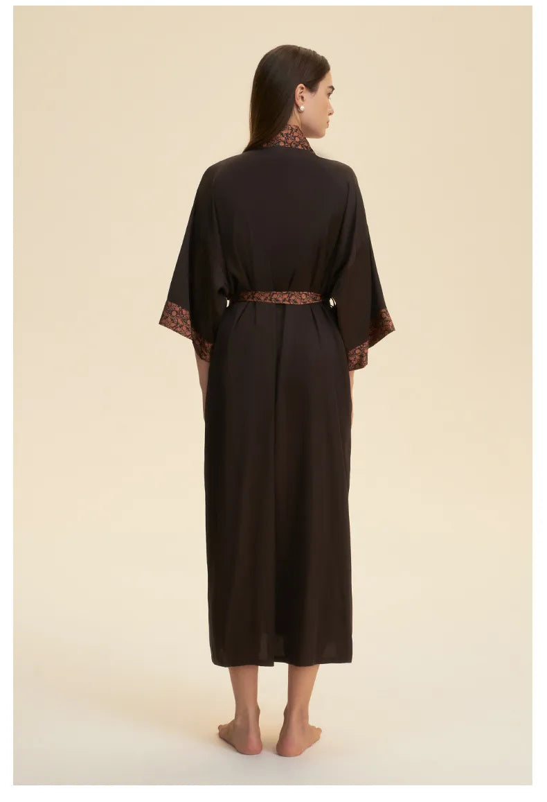 Elegant Solid Color Lace-Trimmed Robe - Women's Satin