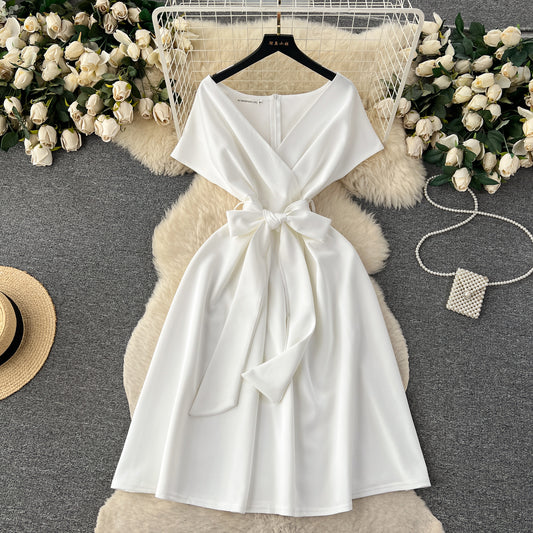 Women's Elegant Dress With A Bow-tie Waist Tie