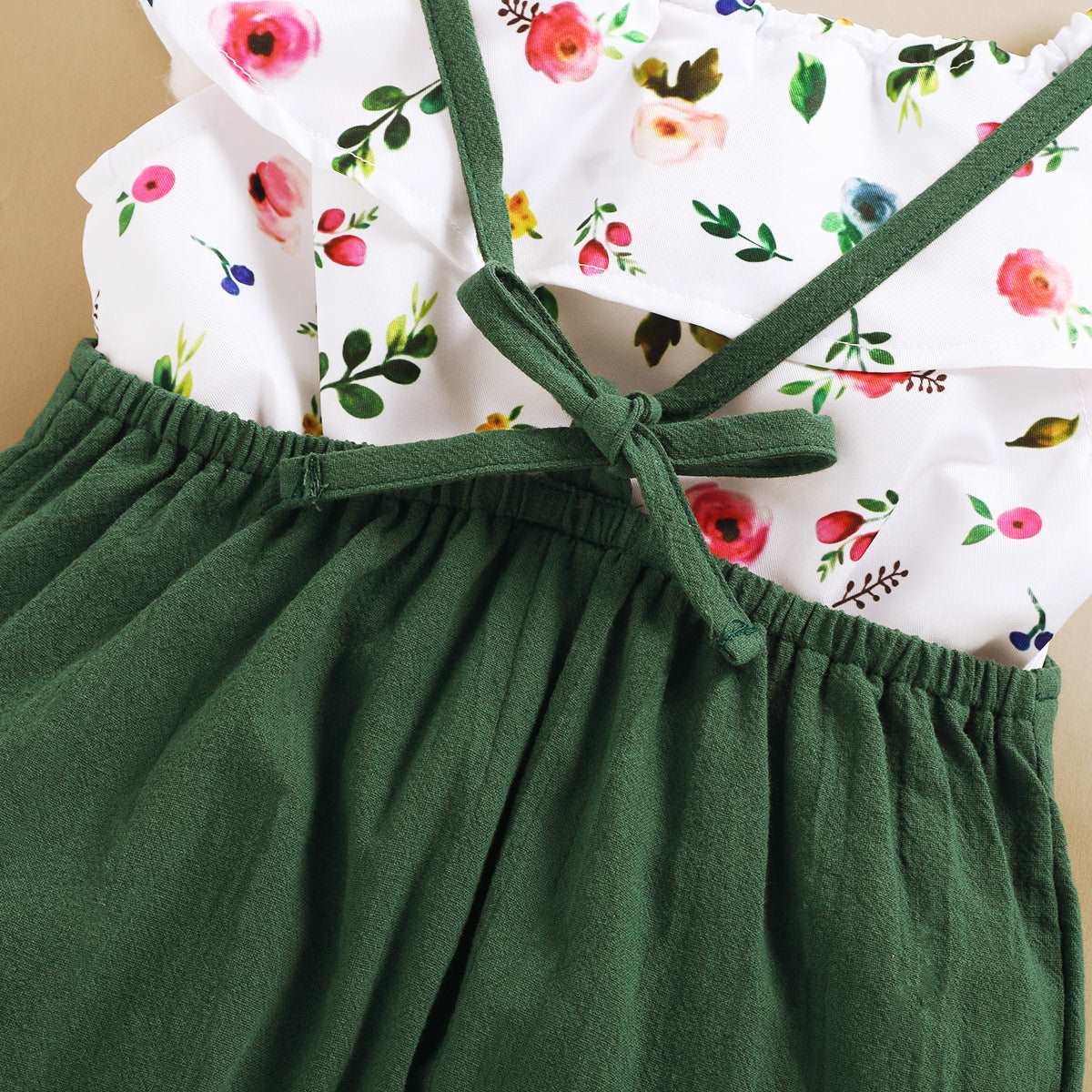 Baby Girl Floral Sleeveless Top and Solid Color Suspender Pants Two-piece Outfit Set - ChoreGirl