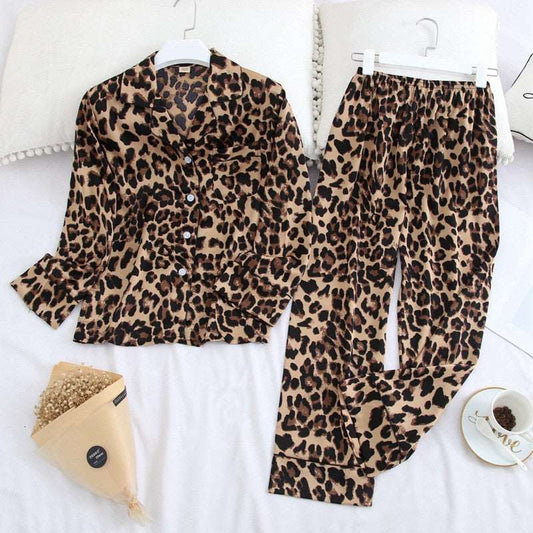 Women's Ice Silk Long Sleeved Shirt and Pants Pajamas Set - ChoreGirl