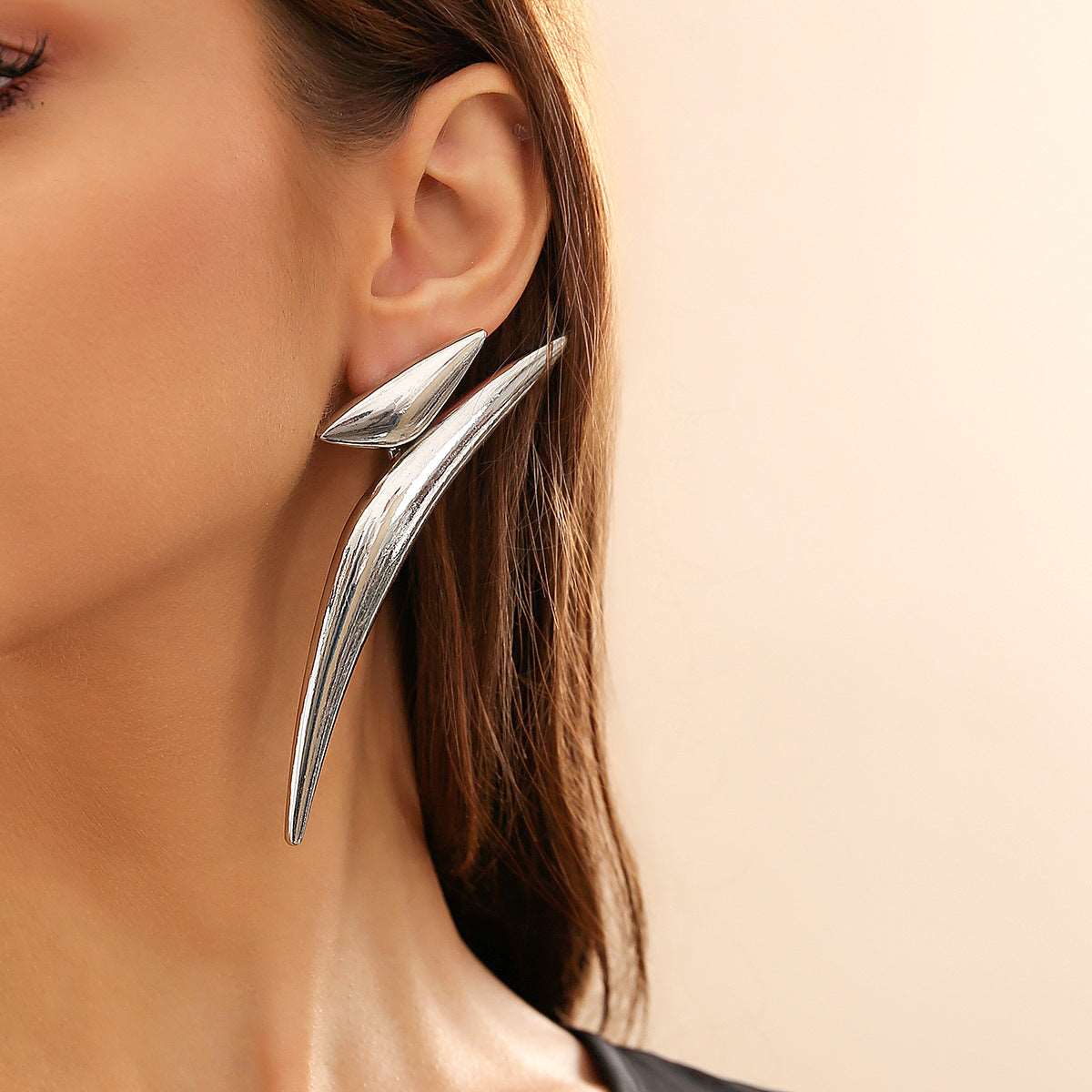 Women's Exaggerated Geometry Bold Triangle Stud Earrings - ChoreGirl