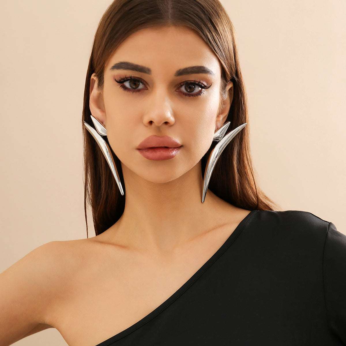 Women's Exaggerated Geometry Bold Triangle Stud Earrings - ChoreGirl
