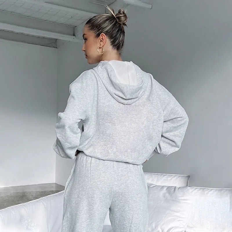 Women's Solid Color Long Sleeved Hooded Pullover Set - ChoreGirl