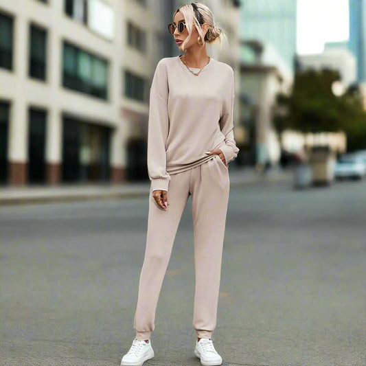 Women's Casual Long Sleeved Sweatshirt and Pants Loungewear Set - ChoreGirl