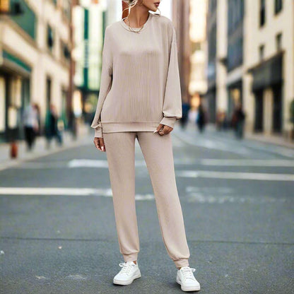 Women's Casual Long Sleeved Sweatshirt and Pants Loungewear Set - ChoreGirl