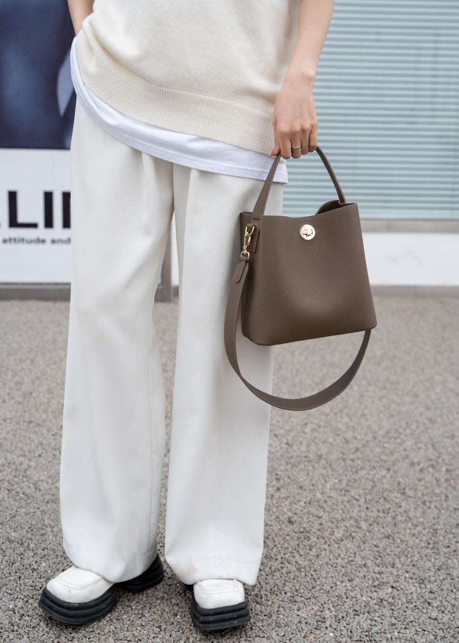Women's Genuine Leather Messenger Bucket Style Bag - ChoreGirl