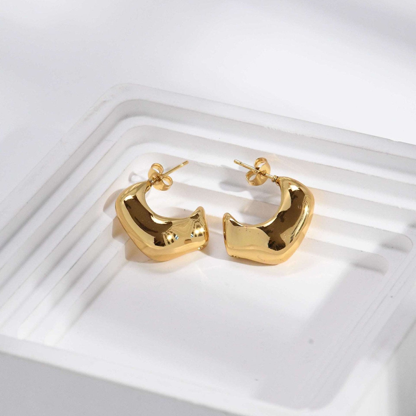 Women's Polished Geometric Metal C-Shaped Earrings - ChoreGirl