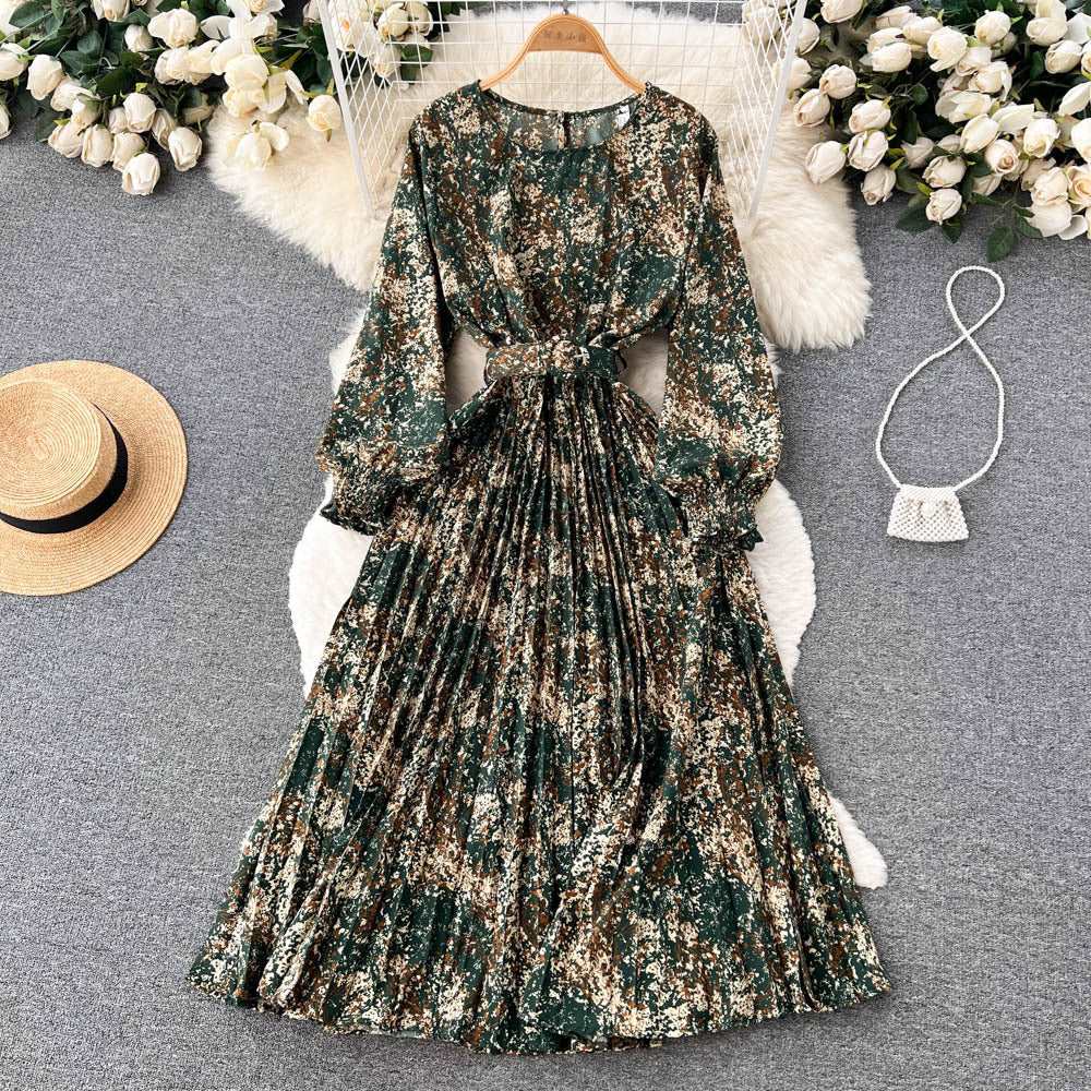 Women's Retro Pleated Dress - ChoreGirl