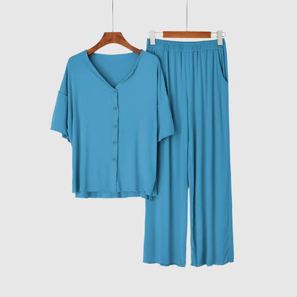 Women's Short-sleeved Top and Pants Pajamas, Loungewear Set - ChoreGirl