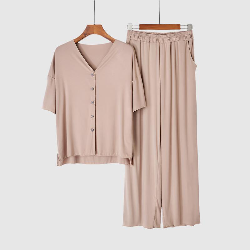 Women's Short-sleeved Top and Pants Pajamas, Loungewear Set - ChoreGirl