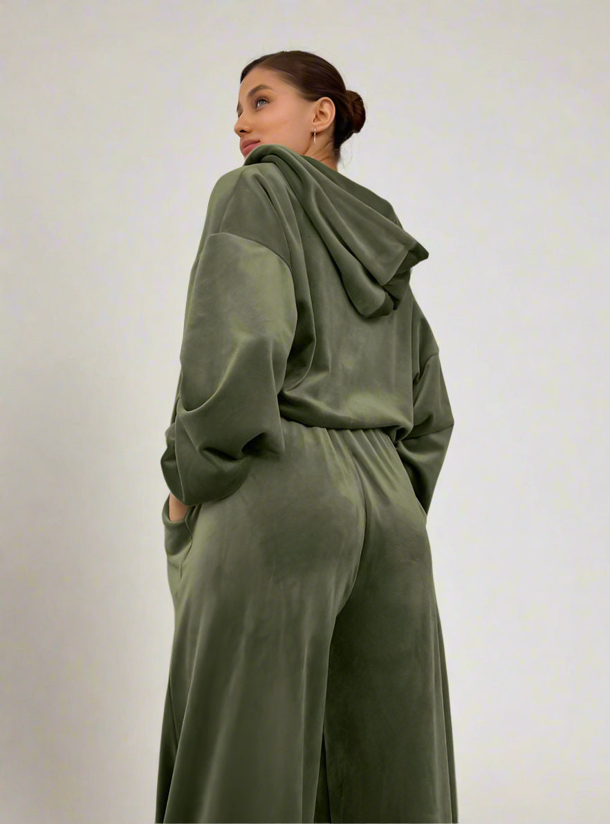 Women's Soft Hooded Jacket and Sweatpants Outfit Set - ChoreGirl