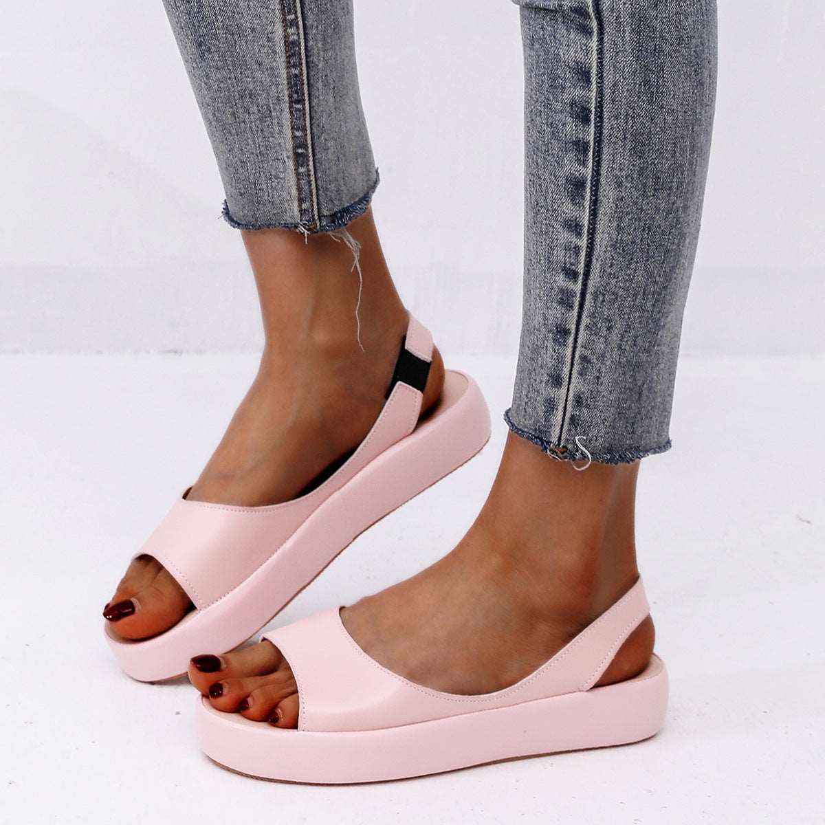 Women's Summer Flat Sandals With Back Strap Design - ChoreGirl