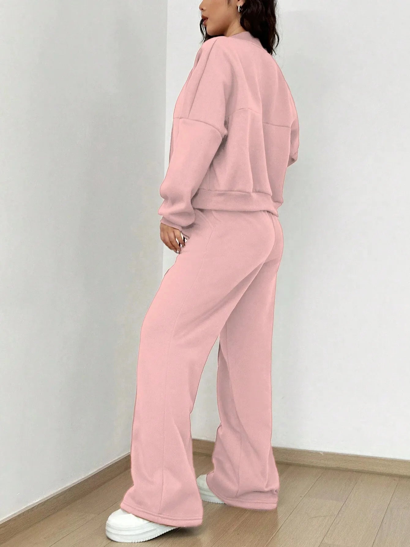 Women's Zip-up Slim Fit Elastic Two-piece Outfit Set - ChoreGirl