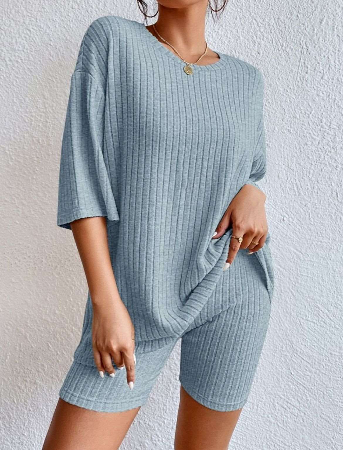 Women's Casual Short Sleeved Solid Color Two-Piece Outfit Set - ChoreGirl
