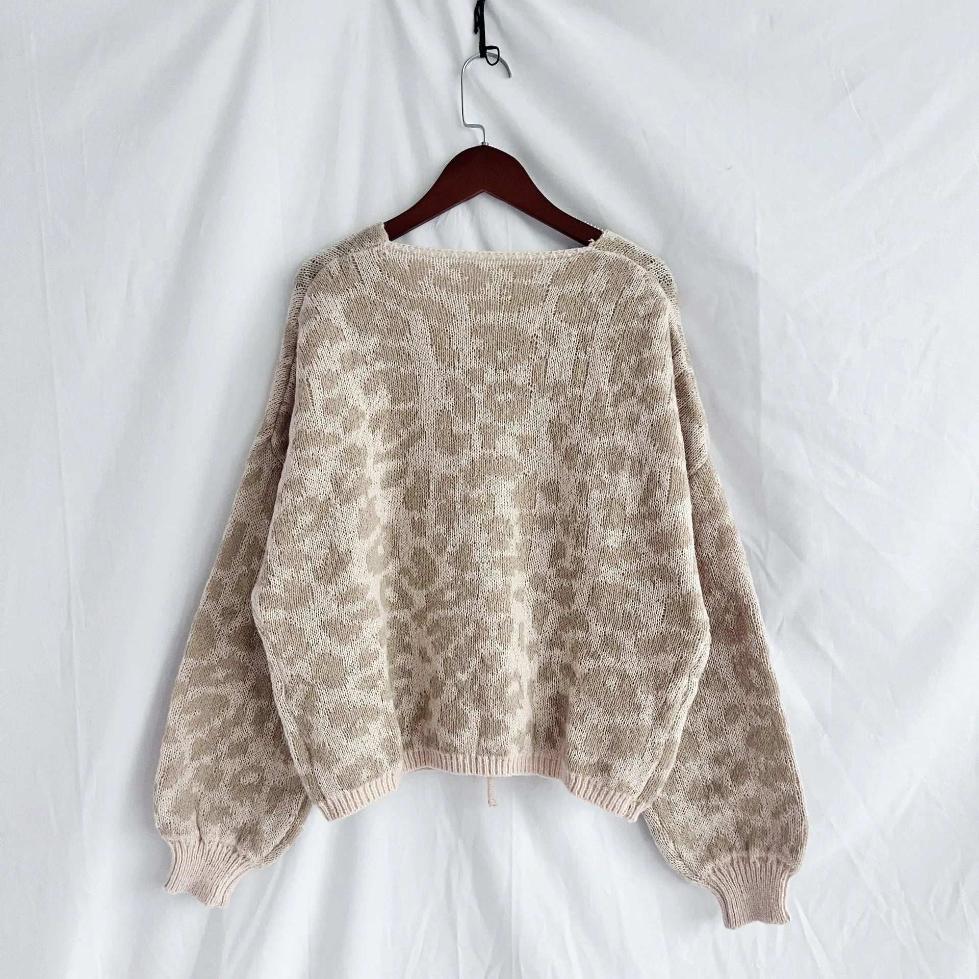 Women's Vintage Look Round Neck Leopard Print Knitted Cardigan with Tie-up Closure