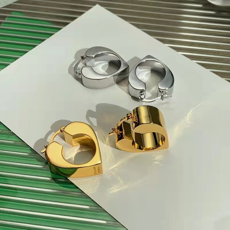 Women's Heart Shape Metal Retro High Quality Earrings - ChoreGirl